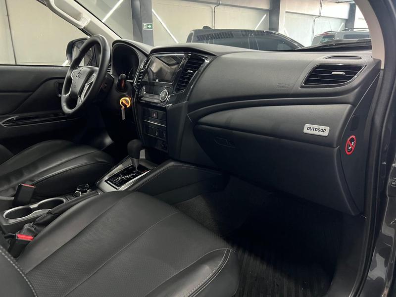 Mitsubishi Triton Sport Out Gls - foto 11