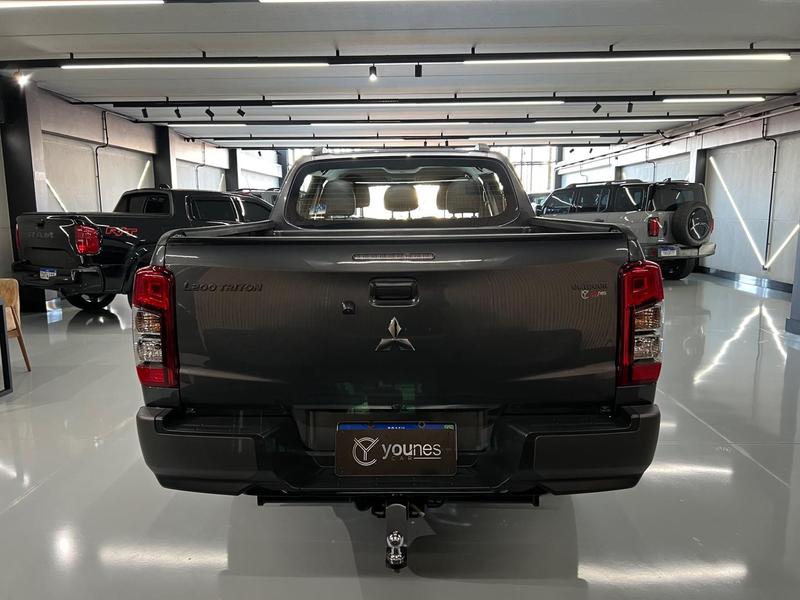 Mitsubishi Triton Sport Out Gls - foto 5