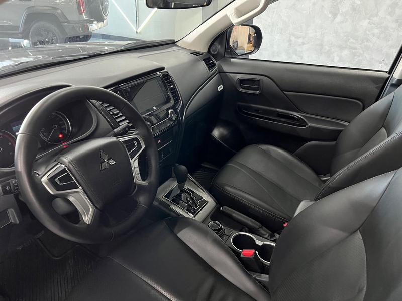 Mitsubishi Triton Sport Out Gls - foto 9
