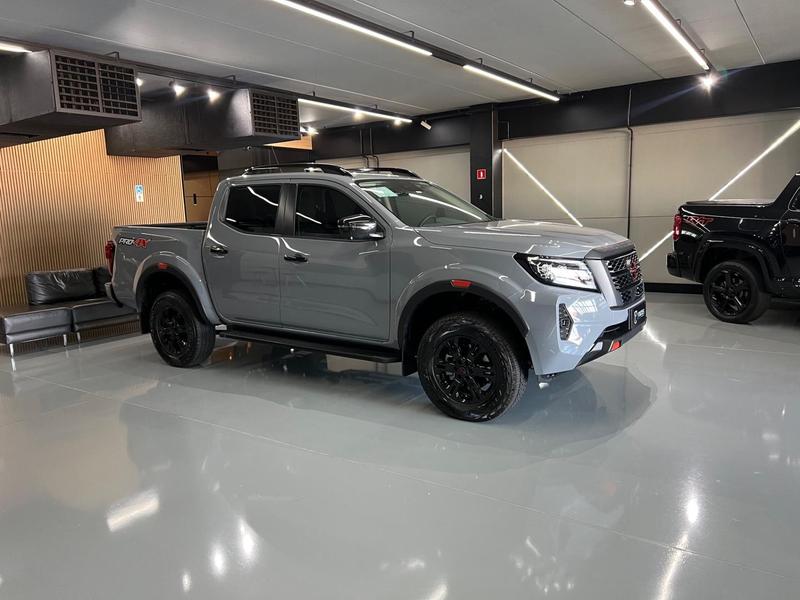 Nissan Frontier Pro 4x - foto 3