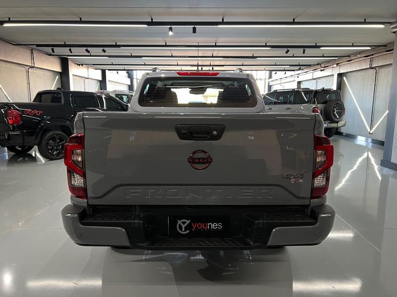 Nissan Frontier Pro 4x - foto 5