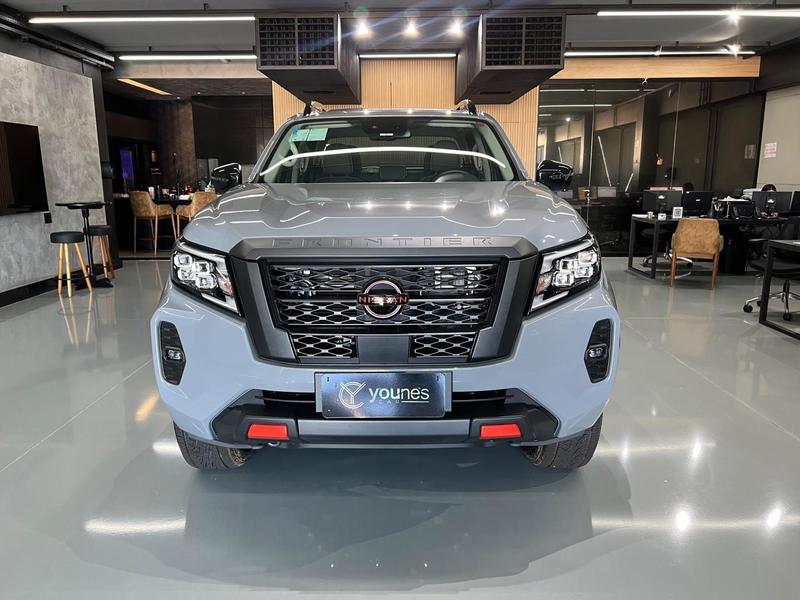 Nissan Frontier Pro 4x - foto 2