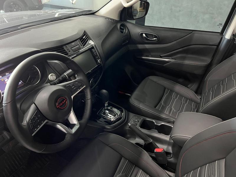 Nissan Frontier Pro 4x - foto 10