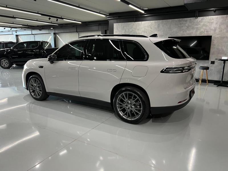 Leapmotor C10 Reev Híbrido - foto 6