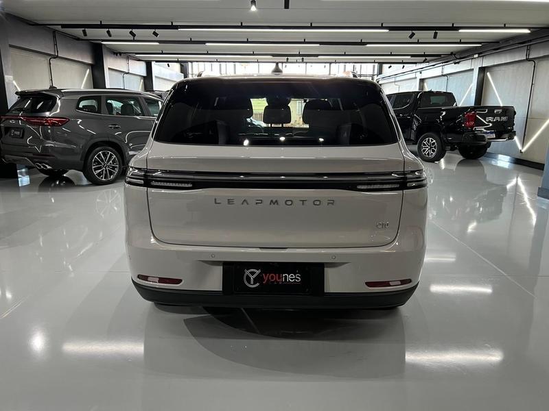 Leapmotor C10 Reev Híbrido - foto 5