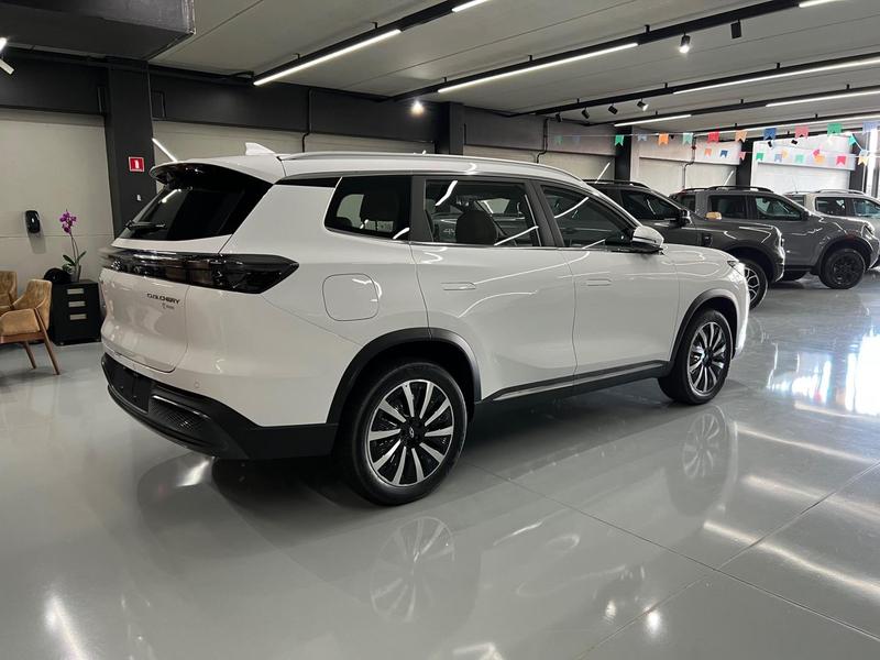 Caoa Chery Tiggo 8 Pro 1.5 Turbo Híbrido - foto 4