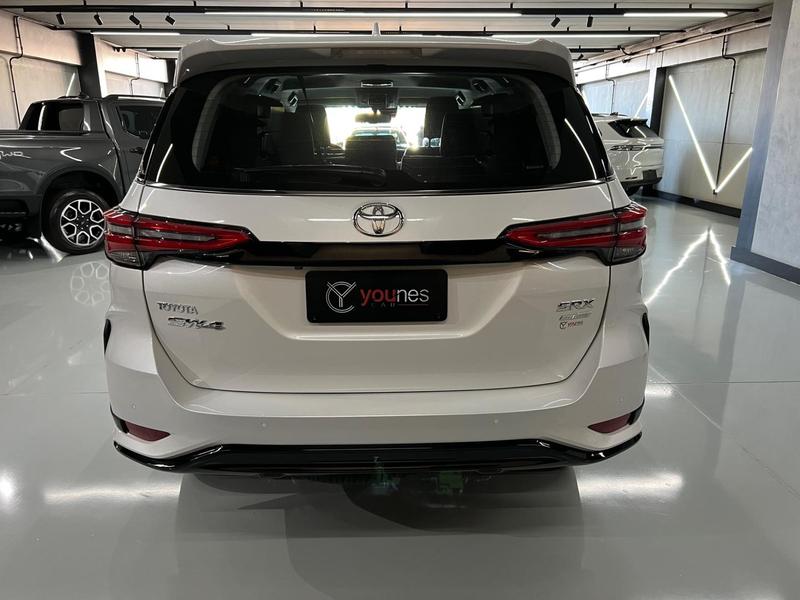Toyota SW4 Dsl 4X4 Srx Platinum At 7s - foto 5