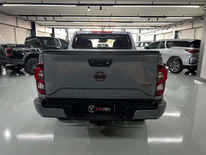 Nissan Frontier Pro4x - foto 5