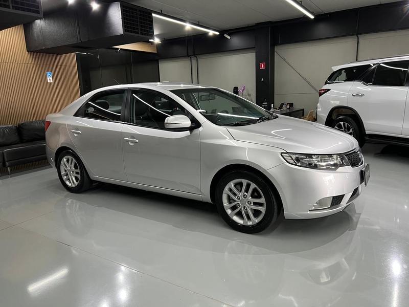 Kia Cerato Ex3 16atnb - foto 3