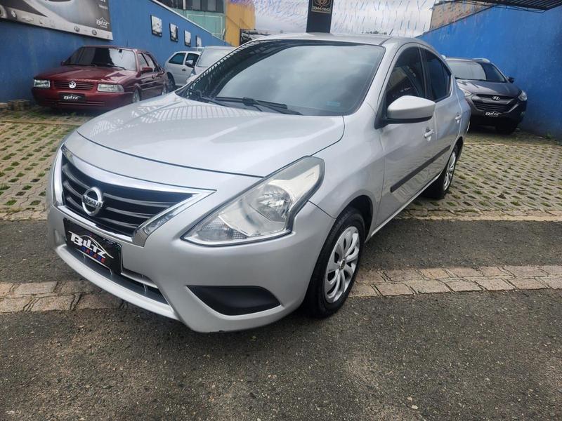 NISSAN VERSA 16 SL