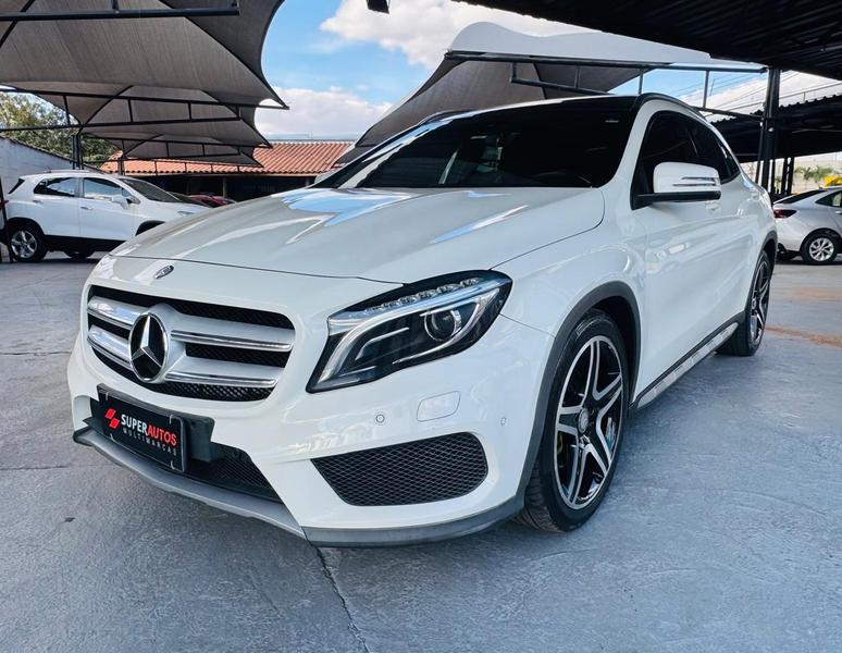 MERCEDES-BENZ GLA250