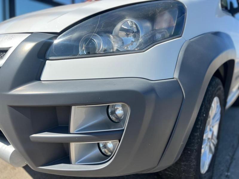 Fiat Idea Advent. Adv.locker 1.8 MPI Flex 5P - foto 2