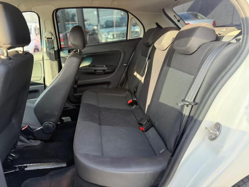 Volkswagen Gol 16l - foto 19