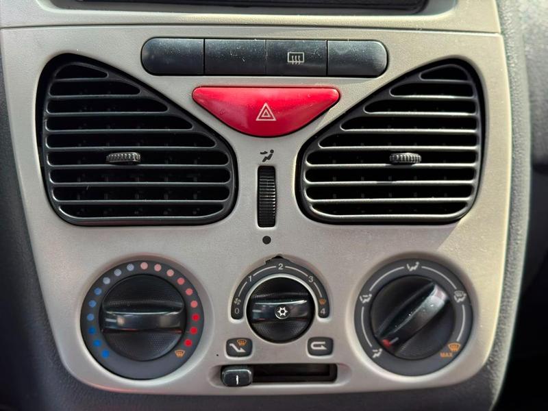 Fiat Palio Fire Economy - foto 15