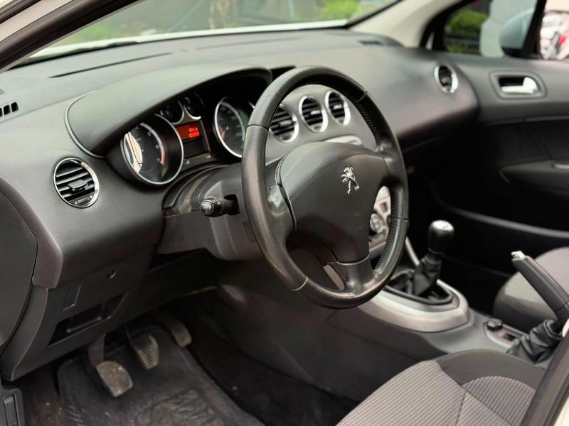 Peugeot 308 Active - foto 15