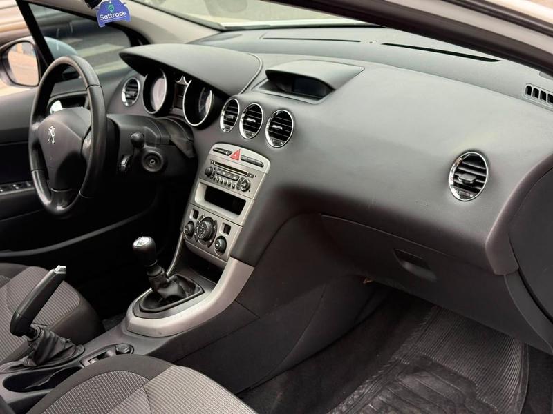 Peugeot 308 Active - foto 12