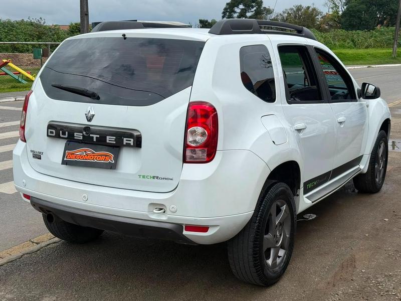 Renault Duster 2.0 D 4x2a - foto 9