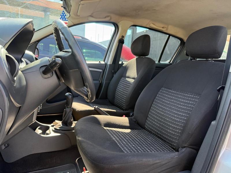 Renault Sandero 1.6 Expression - foto 14