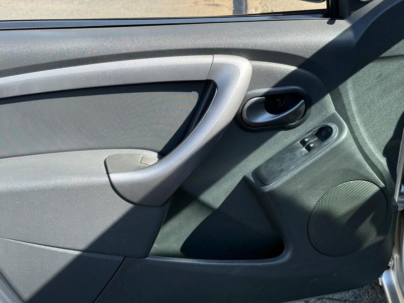 Renault Sandero 1.6 Expression - foto 17