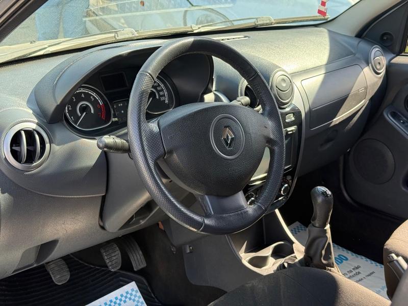 Renault Sandero 1.6 Expression - foto 16