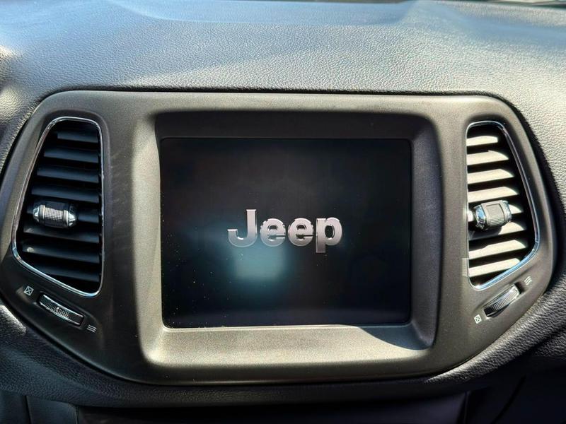 Jeep Compass Trailhawk 2.0 4X4 Dies. 16V Aut. - foto 16