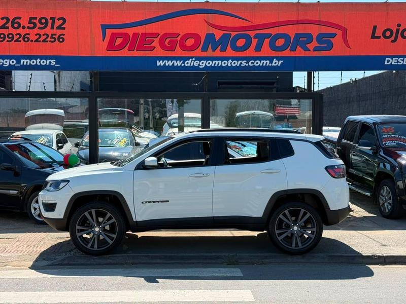 Jeep Compass Trailhawk 2.0 4X4 Dies. 16V Aut. - foto 2