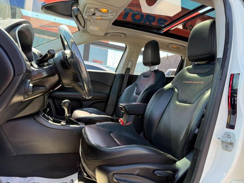 Jeep Compass Trailhawk 2.0 4X4 Dies. 16V Aut. - foto 19