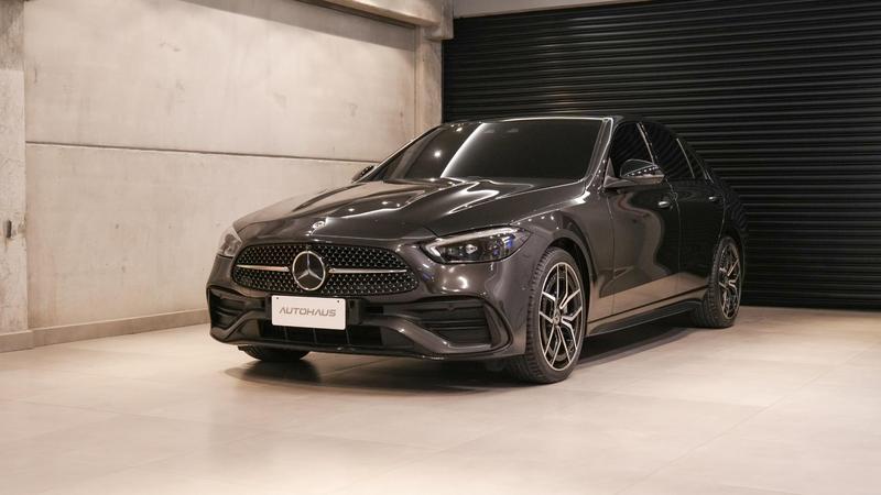 MERCEDES-BENZ C300 AMG LINE