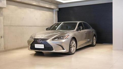 LEXUS ES300H