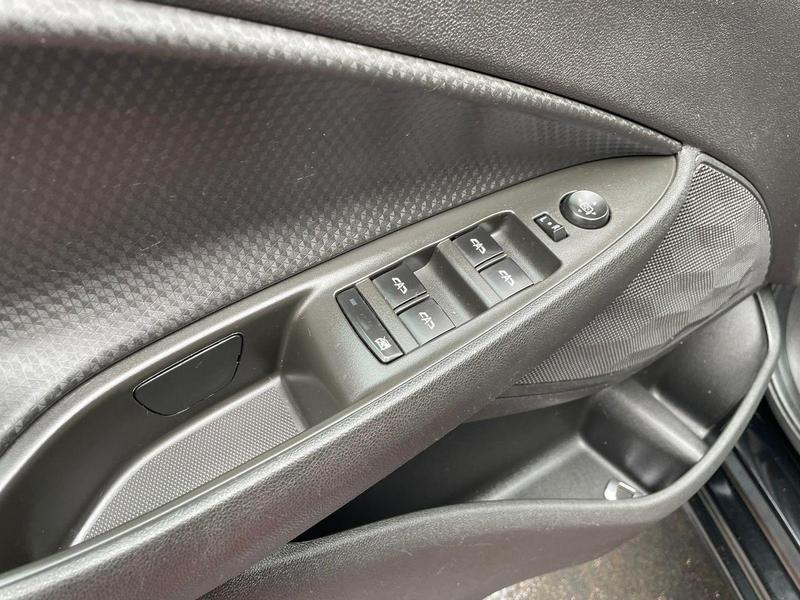 Chevrolet Onix Plus 10mt - foto 14