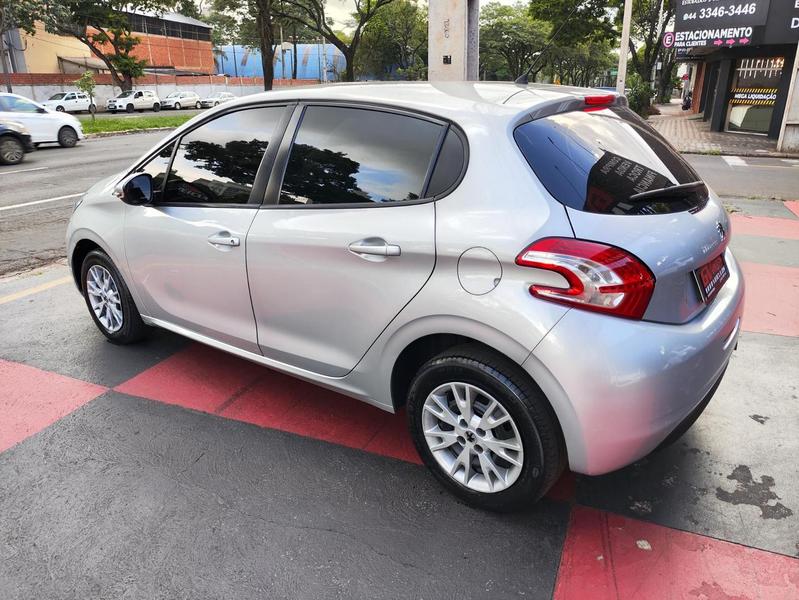 Peugeot 208 Active - foto 4