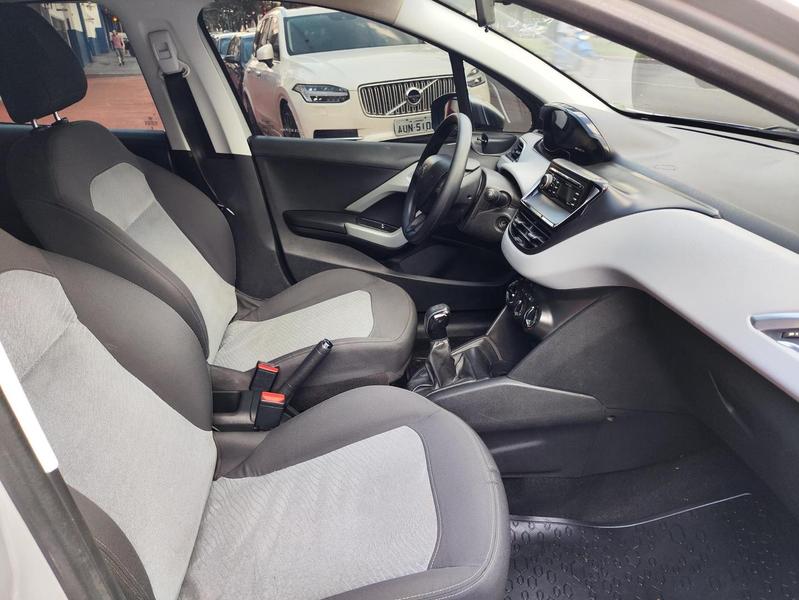 Peugeot 208 Active - foto 12