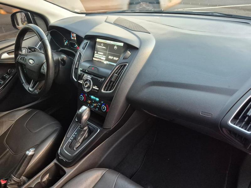 Ford Focus Ti At 20sc - foto 9