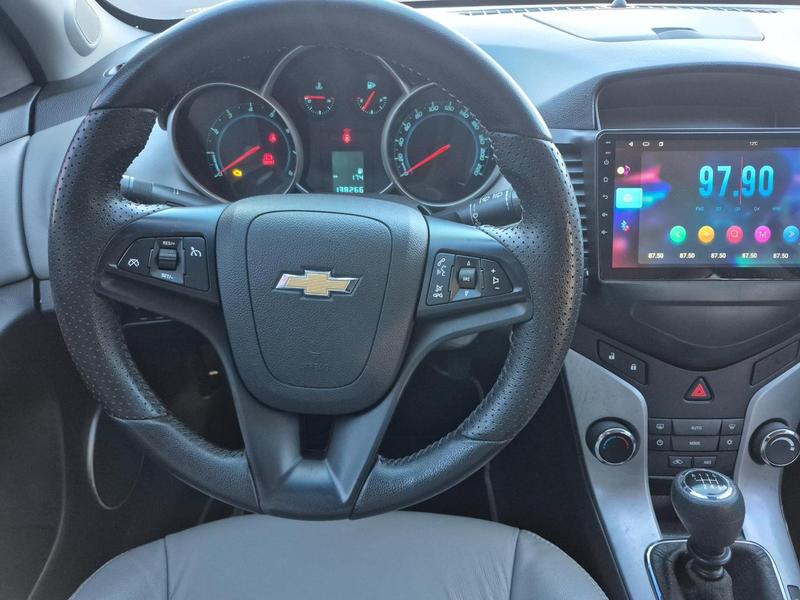 Chevrolet Cruze LT 1.8 16V Flexpower 4P Mec. - foto 12