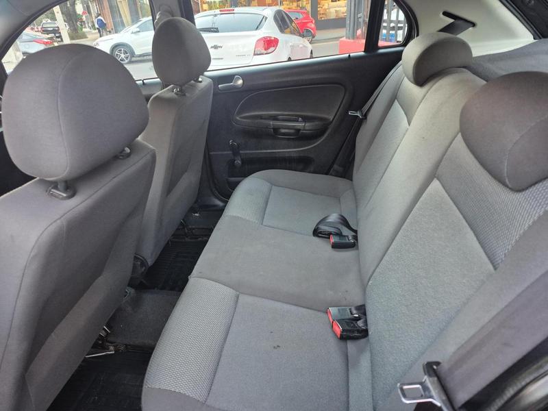 Volkswagen Gol 1.0 - foto 7