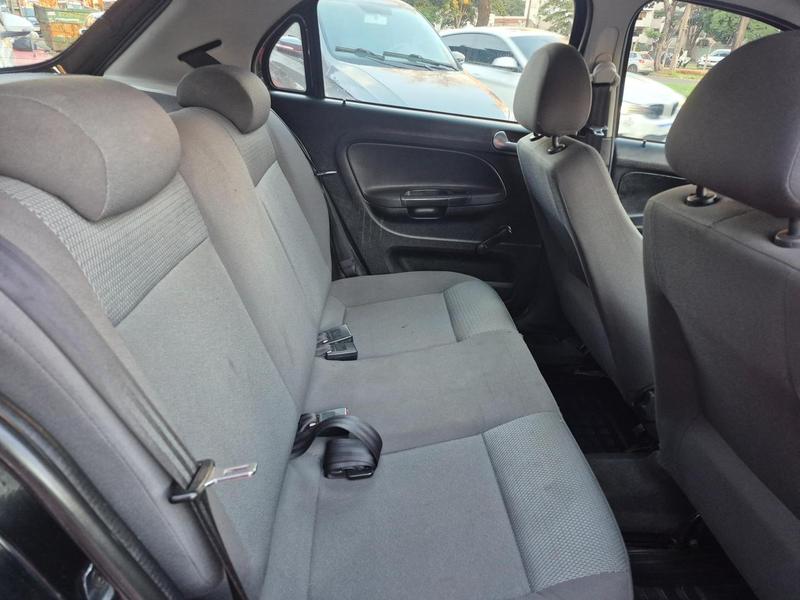Volkswagen Gol 1.0 - foto 10