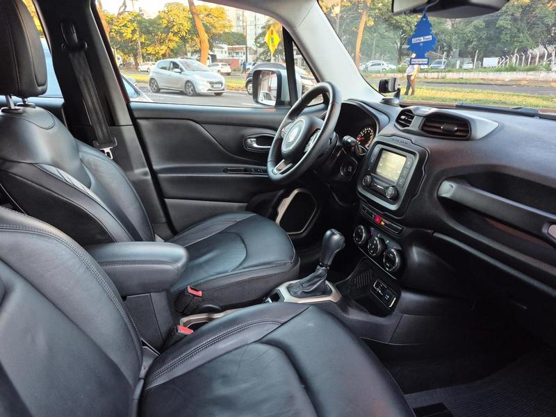Jeep Renegade Limited 1.8 4X2 Flex 16V Aut. - foto 12