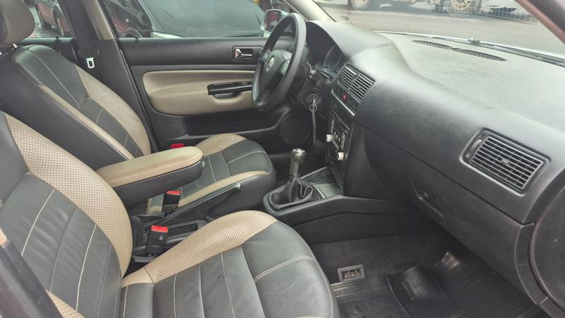 Volkswagen Golf 1.6 Mi Total Flex 8V 4P - foto 10