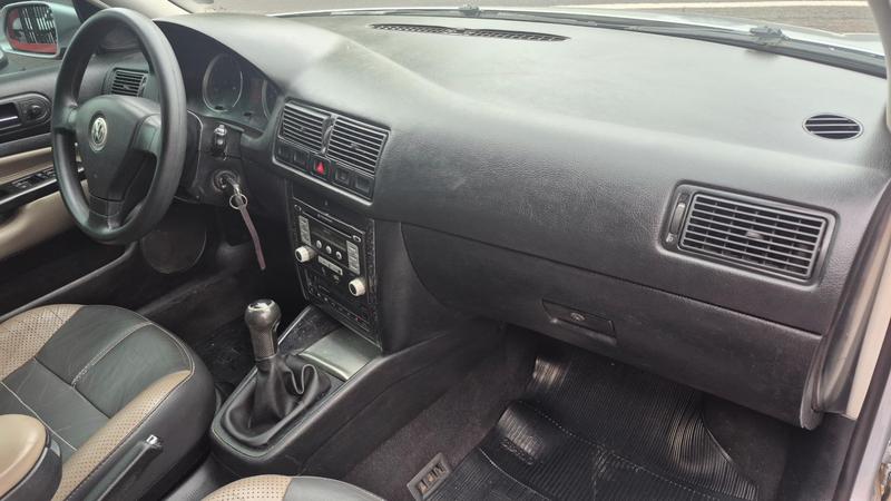 Volkswagen Golf 1.6 Mi Total Flex 8V 4P - foto 9