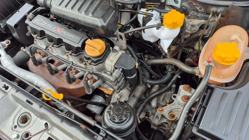 Chevrolet Montana - foto 13