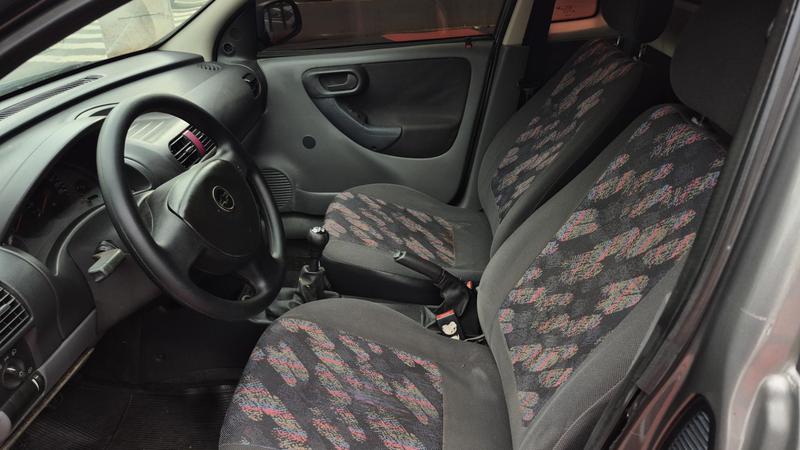 Chevrolet Montana - foto 8