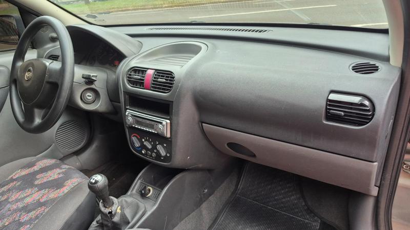 Chevrolet Montana - foto 9