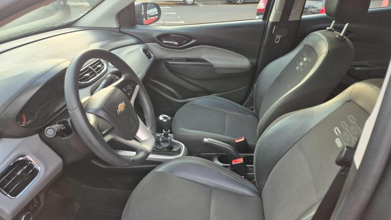 Chevrolet Onix Hatch LT 1.0 8V Flexpower 5P Mec. - foto 15