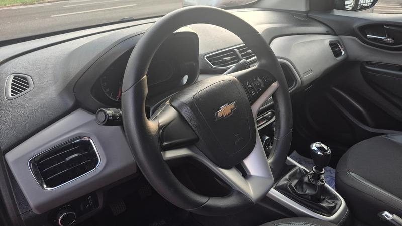 Chevrolet Onix Hatch LT 1.0 8V Flexpower 5P Mec. - foto 10