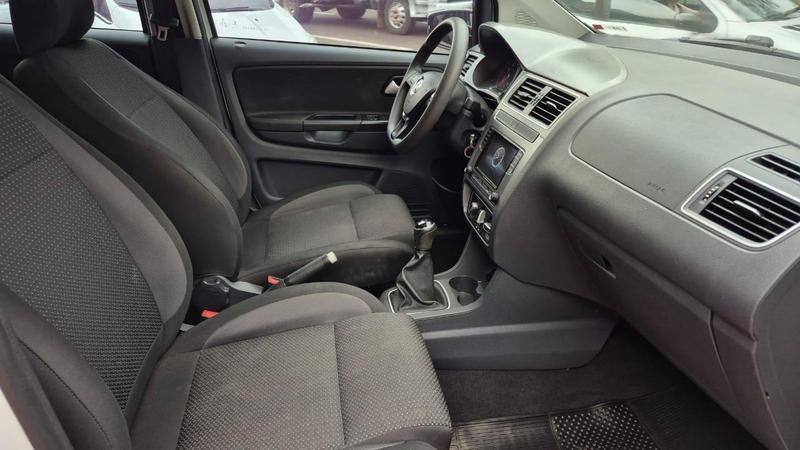 Volkswagen Fox Connect Mb - foto 11