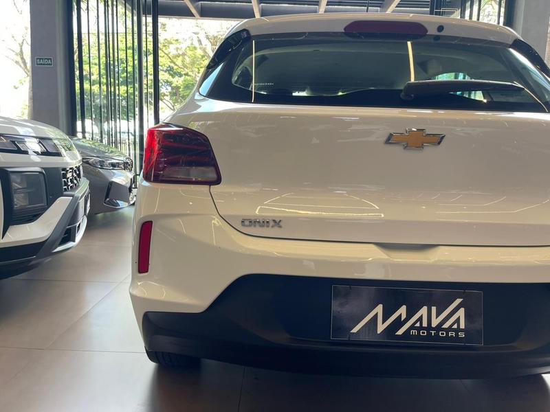 Chevrolet Onix 10mt Hb - foto 14