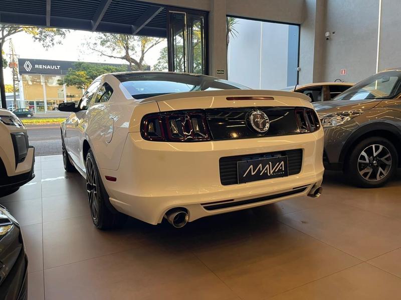 Ford Mustang GT V8 - foto 4