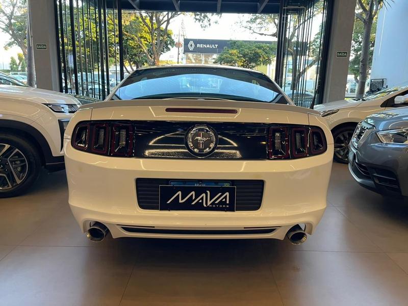 Ford Mustang GT V8 - foto 5