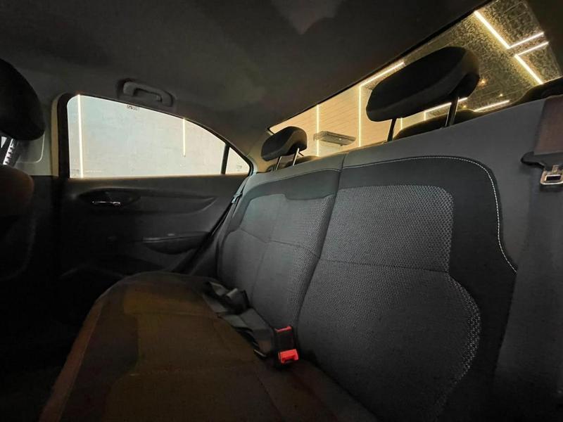 Chevrolet Prisma Sed. LT 1.0 8V Flexpower 4P - foto 12