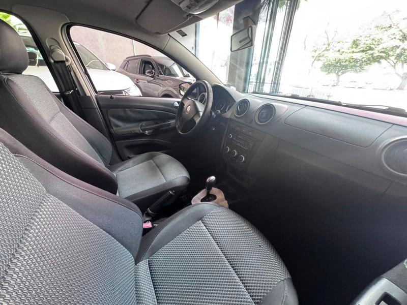 Volkswagen Gol 1.6 Mi Rallye Total Flex 8V 4P - foto 12